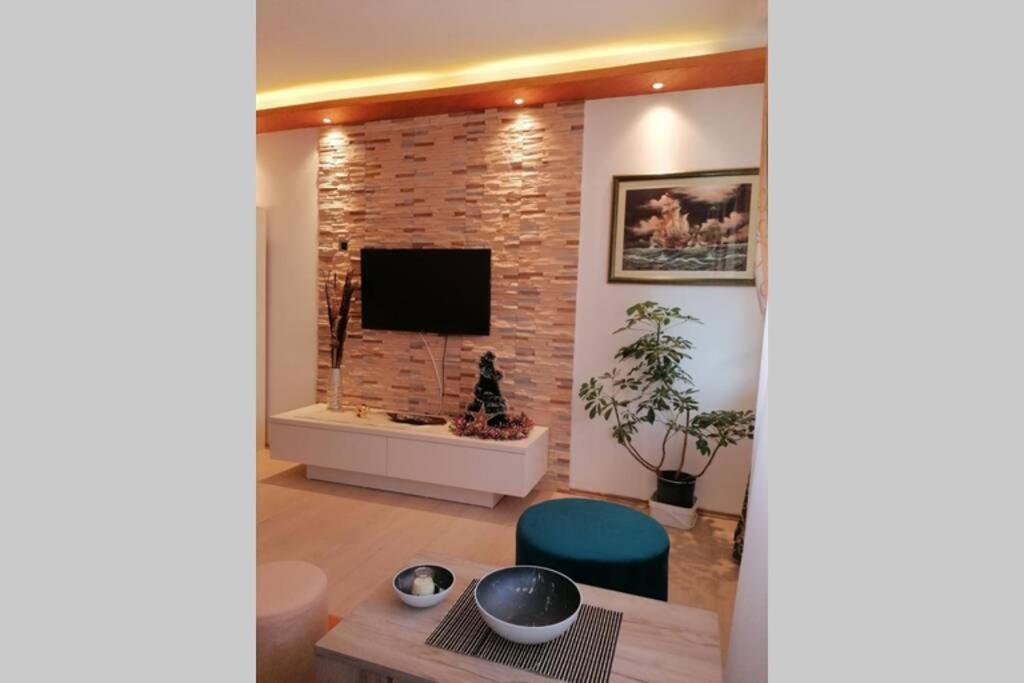 Oasis Felix Apartment Belgrade Luaran gambar