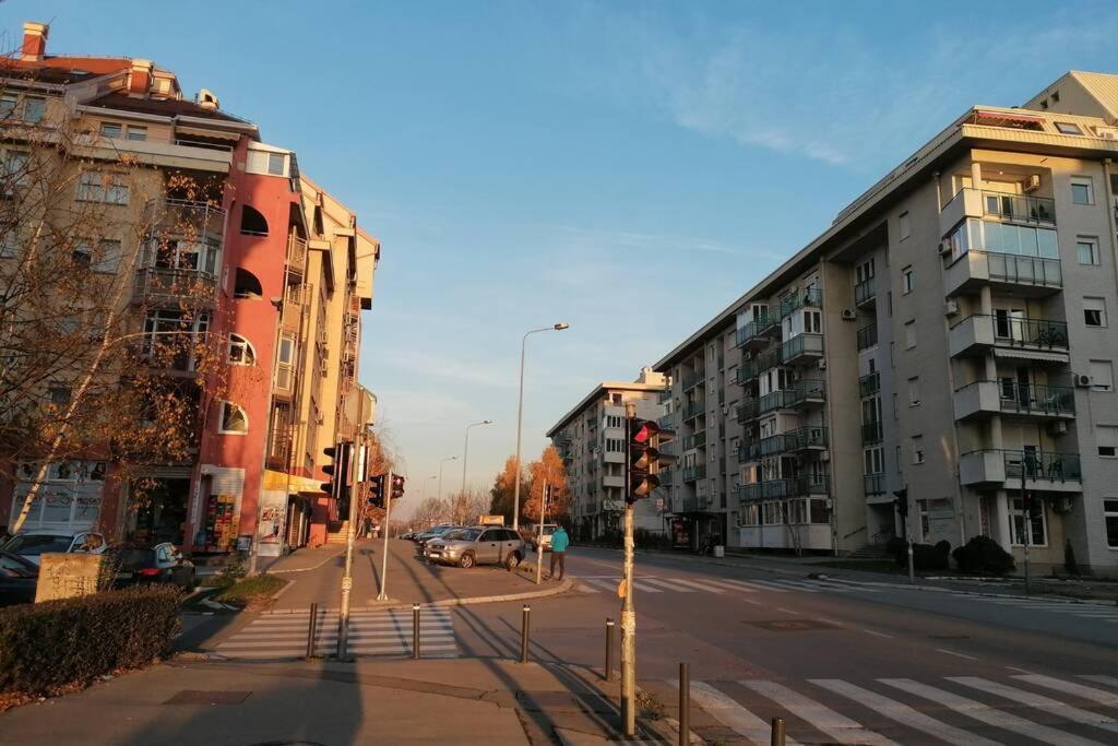 Oasis Felix Apartment Belgrade Luaran gambar