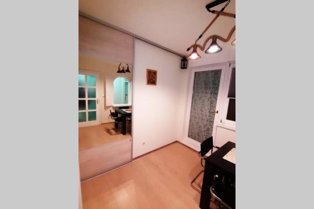 Oasis Felix Apartment Belgrade Luaran gambar